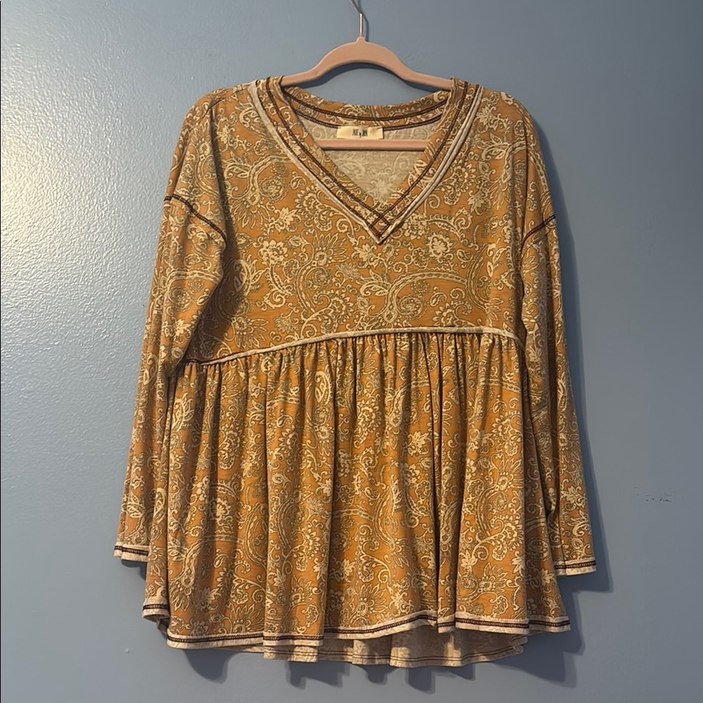 Boutique long sleeve